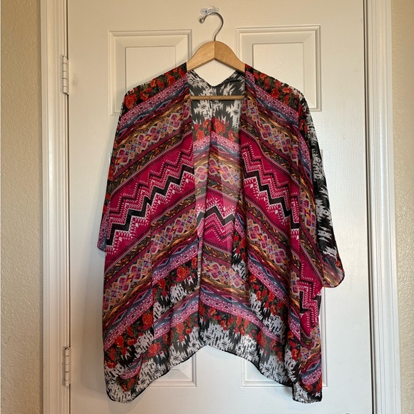 Tops - Bohemian Women's Kimono - Pink and Black